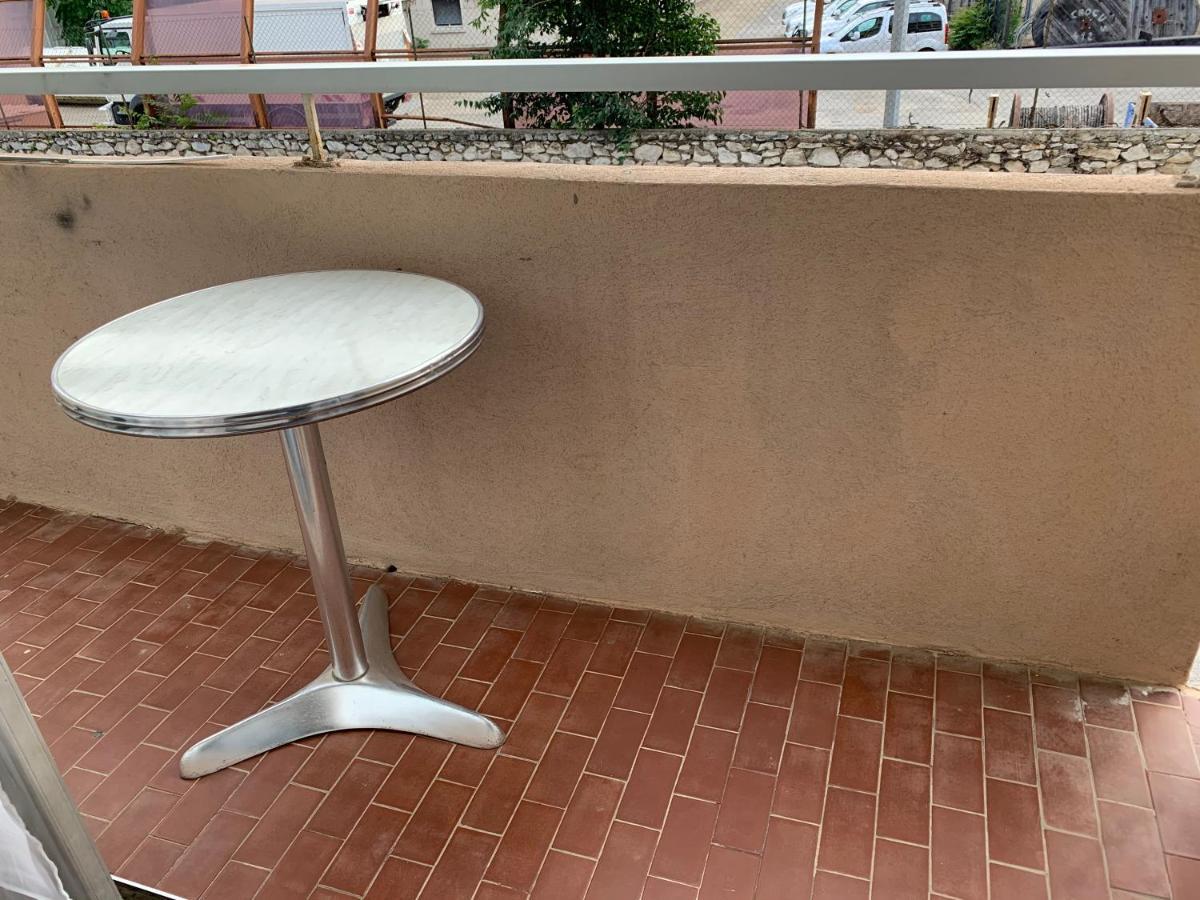 דירות Nimes Studio Les Lavandes Parking Securise מראה חיצוני תמונה